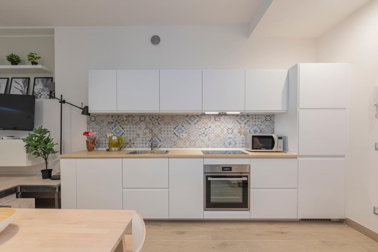 Sweet Apartment - Grazioli 3 Милан Экстерьер фото